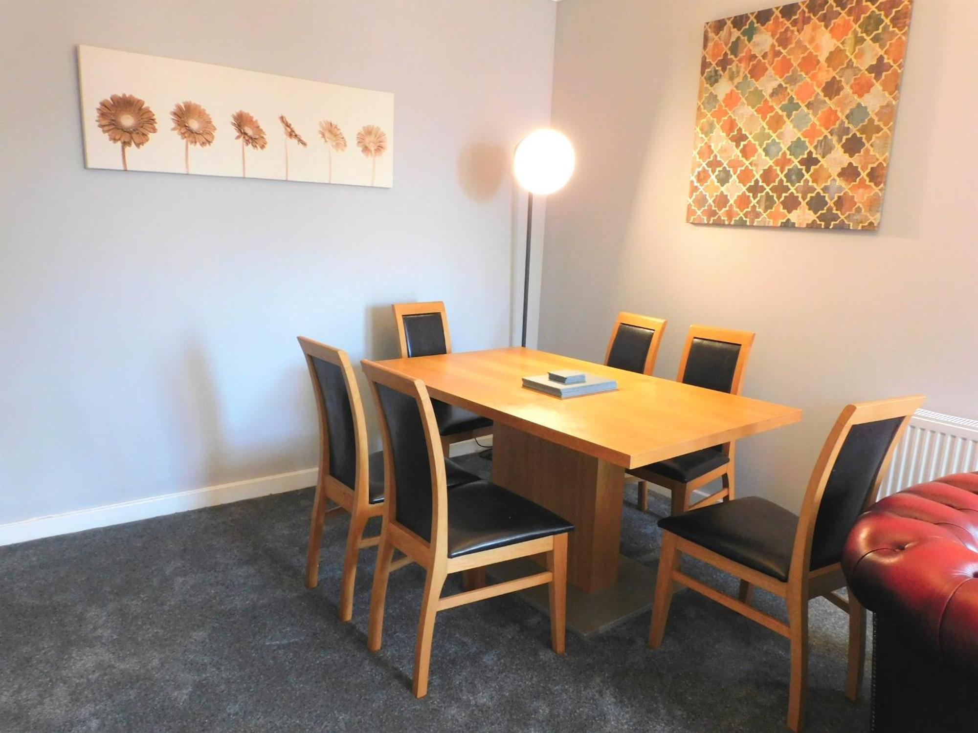 City Centre 2 Bedroom Apt, Close To M8 & Tourist Attractions Glasgow Exteriör bild