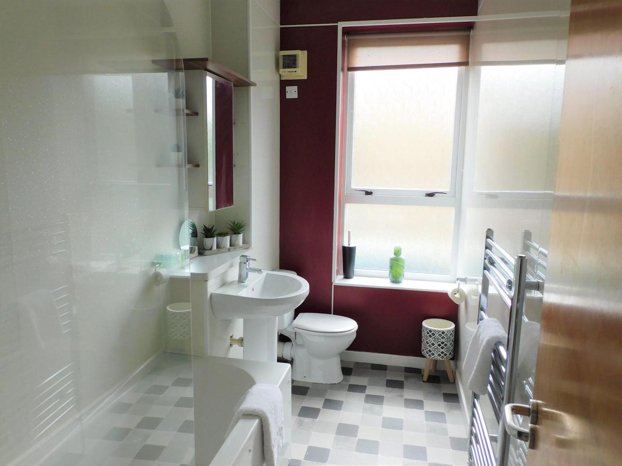 City Centre 2 Bedroom Apt, Close To M8 & Tourist Attractions Glasgow Exteriör bild